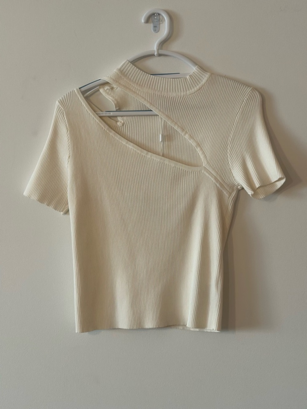 Endless Rose white Ribbed Short-Sleeve Top with Asymmetric Cutout